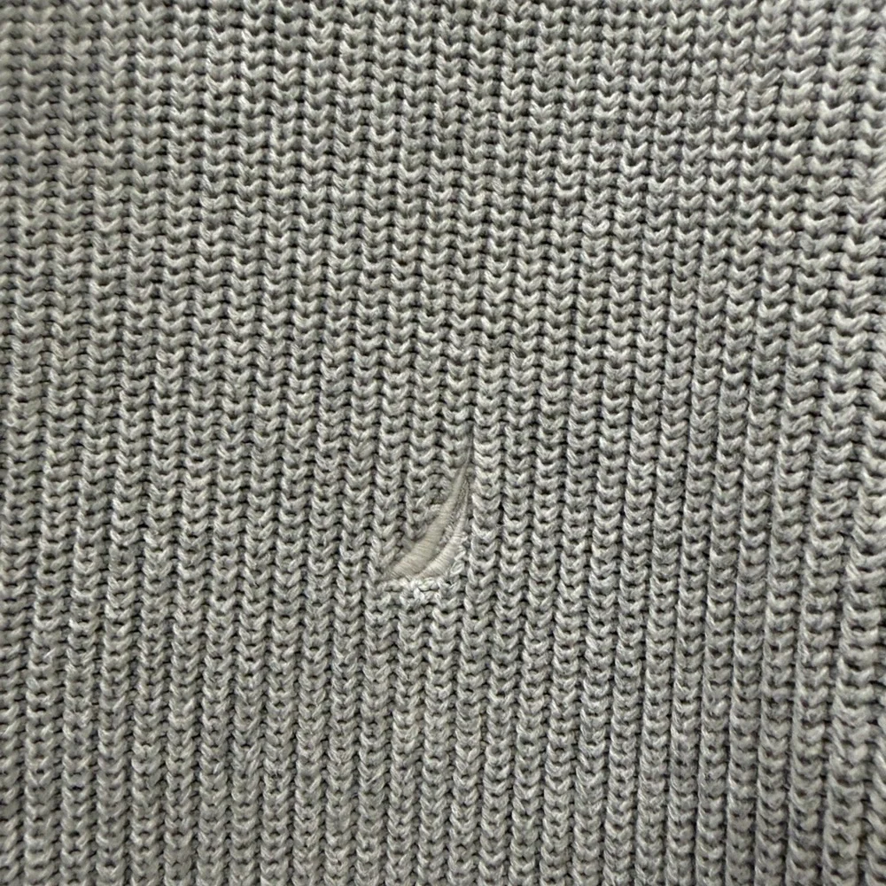 Nautica Men's Light Gray Crewneck Sweater - Picture 4 of 12